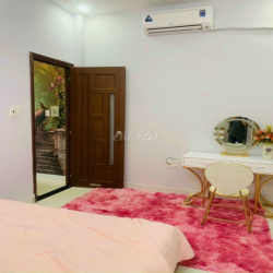 Cho thuê nhà HXT 80/3A Trần Quang Diệu, P.14, Q.3 gần ngã tư Lê Văn Sỹ