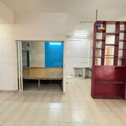 Chính chủ cho thuê căn Shophouse để kinh doanh, ở. Giá 6 triệu/tháng