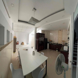 Nhà MT Đường 52, Trệt 3 Lầu 4PN , Gần Mai Chí Thọ & Sun Avenue
