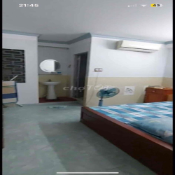 Nhà gần cv Làng Hoa 10tr 3PN full nội thất nhà rộng rãi