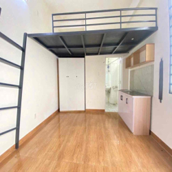 Cho Thuê Phòng Gác Cửa Sổ Trời Nội Thất Gần AEON Mall - ĐH Công Thương