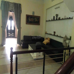 Nhà 3 tầng 4PN đường Lương Nhữ Hộc, full nội thất