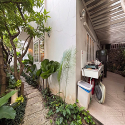 VILLA QUÁCH VĂN TUẤN KHU K300 DIỆN TÍCH: 9X23M TRỆT 2 LẦU CHO THUÊ