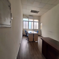 Cho thuê VP 20m2 ở Láng Hạ. Điện rẻ 3500, từ 2.5TR