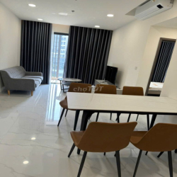 Cho thuê căn 2PN 2WC 86m2 full nội thất Diamond Centery view hồ bơi 