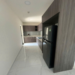 Cho thuê căn 2PN 2WC 86m2 full nội thất Diamond Centery view hồ bơi 