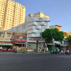 CHO THUÊ NHÀ NGUYÊN CĂN GÓC, VIEW BẬT THƯƠNG HIỆU TẠI QUẬN TÂN PHÚ