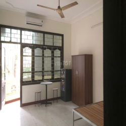 Cho Thuê Tầng 1,3,4 Nhà Tại Mặt Ngõ 118 Nguyễn Khánh Toàn 65m2/1 tầng