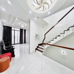 NHÀ 3 TẦNG 3 PHÒNG NGỦ KHU HÀ QUANG 1 GIÁ 18 TRIỆU/ THÁNG