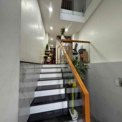 Cho thuê căn hộ dịch vụ ở 229 Hà Tôn Quyền