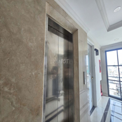 BUILDING MẶT TIỀN 10M TRUNG TÂM QUẬN 10 MỚI HOÀN CÔNG