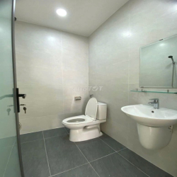 Cho thuê nhà MT 110B Phan Xích Long, Phường 2, Q. Phú Nhuận