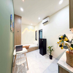 CĂN HỘ giá 5.400.000 - STUDIO MỚI – CỬA SỔ TRỜI FULL NỘI THẤT