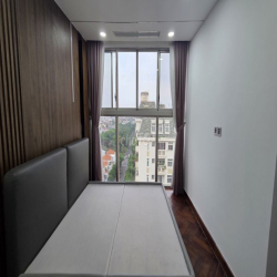 Cho thuê Midtown 3pn+1 kho 2 ban công nhà siêu mát,nhà mới làm lại.