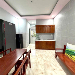 CHO THUÊ CĂN HỘ 2 PN ĐƯỜNG MÊ LINH GIÁ 6 TRIỆU/THÁNG
