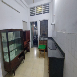 PHÒNG TRỆT THOÁNG FULL NỘI THẤT - GẦN CHỢ TÂN ĐỊNH Q1