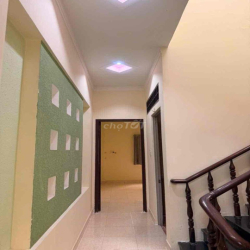 nhà sát mặt tiền nguyễn văn khối 3 tầng 4Pn