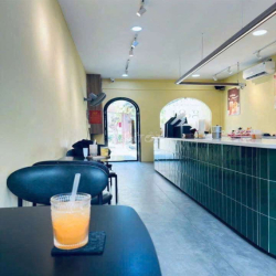 Cho thuê nhà cấp 4, vị trí sầm uất, thích hợp kinh doanh