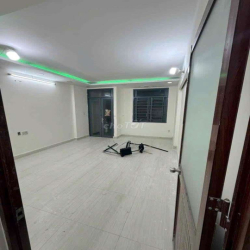 Hẻm 8M Ni Sư Huỳnh Liêm P10 Q Tân Bình - 4 Phòng ngủ - ngang 4x13m 2L 