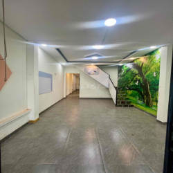 Cho Thuê Nhà DT 4,5x28m 1Trệt 1Lầu 4Pn 3Wc Sân Ôtô Có Kho Chứa Hàng