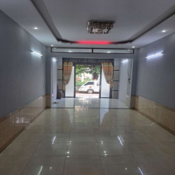 cho thuê nhà diện tích rộng kd vpcty