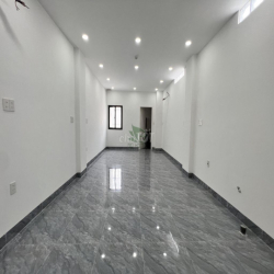 CHO THUÊ NHÀ KINH DOANH 4 TẦNG SIÊU ĐẸP CÓ THANG MÁY MẶT TTTP