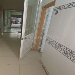 cho thuê nhà mặt tiền đường tây hòa