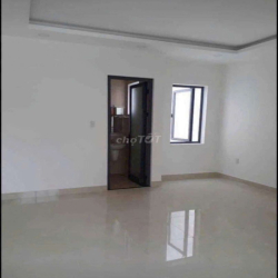 CHO THUÊ VILA Đ/C 971/11 ÂU CƠ - 8m5x17 - 3 TẦNG - 4PN-5WC_ GIÁ RẺ 