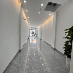 CHO THUÊ NHÀ KINH DOANH 4 TẦNG SIÊU ĐẸP CÓ THANG MÁY MẶT TTTP