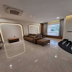 CHO THUÊ - BIỆT THỰ QUẬN 7 ✅✅✅