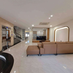 CHO THUÊ - BIỆT THỰ QUẬN 7 ✅✅✅