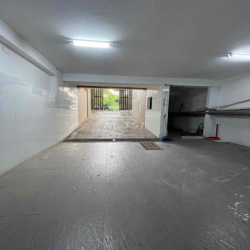 TOÀ NHÀ VĂN PHÒNG CTY- SHOWROOM SẴN THANG MÁY-HẦM- MÁY LẠNH  7PN 6WC