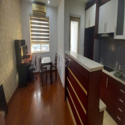Cho thuê căn góc tòa 137 Nguyễn Ngọc Vũ, 80m2, 2 ngủ, đầy đủ nội thất