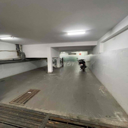 TOÀ NHÀ VĂN PHÒNG CTY- SHOWROOM SẴN THANG MÁY-HẦM- MÁY LẠNH  7PN 6WC