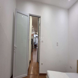 Cho thuê căn hộ 1 n1k ngõ 31 xuân Diệu .Quảng An .Tây Hồ 