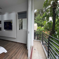 Cho Thuê Căn Studio/ 1PN Ban Công Nguyễn Văn Thương - Bình Thạnh