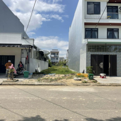 Cần cho thuê lô đất Phạm Đình Bân