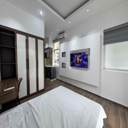 Cho Thuê Căn Studio/ 1PN Ban Công Nguyễn Văn Thương - Bình Thạnh