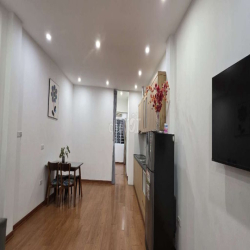 Cho thuê căn hộ 1 n1k ngõ 31 xuân Diệu .Quảng An .Tây Hồ 