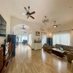 CHO THUÊ VILLA NGUYỄN VĂN HƯỞNG THẢO ĐIỀN QUÂN2