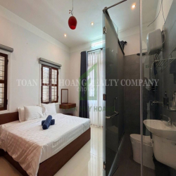 VILLA gần Biển Mỹ Khê 6PN, có hồ bơi, gara ô tô