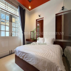 VILLA gần Biển Mỹ Khê 6PN, có hồ bơi, gara ô tô