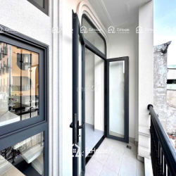 CHO THUÊ CĂN HỘ DUPLEX BANCOL NHÀ MỚI NGAY ETOWN CỘNG HOÀ