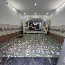 Nhà mới sạch sẽ vào ở luôn