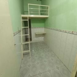 Phòng cho thuê giá rẻ, giờ giấc tự do, khoá vân tay, không phí quản lý