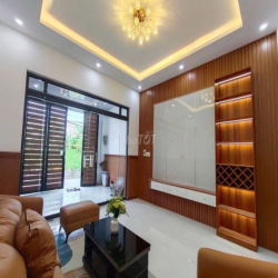 Bán Nhà Hẻm 661 Đường Nguyễn trung trực