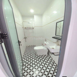 nhà fun nội thất.khu đồng bộ.ggần khu dân cư Vĩnh Lộc