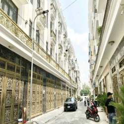 nhà fun nội thất.khu đồng bộ.ggần khu dân cư Vĩnh Lộc