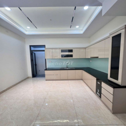 Cho thuê nhà nguyên căn sát Khu đô thị Vạn Phúc, 4 PN, 4WC, ô tô 