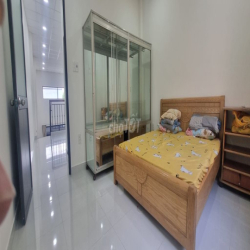 Cho thuê phòng riêng 70m2, đầy đủ nội thất. Ngã Tư Gò Mây -Hồ Văn Long